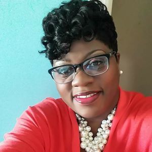Meet your Posher, Nadia